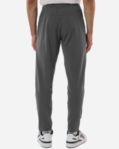 Adidas AT218 Men’s Game & Go Fleece 3-Bar Sweatpants – Team Grey Four (on model back)