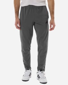 Adidas AT218 Men’s Game & Go Fleece 3-Bar Sweatpants – Team Grey Four (on model)