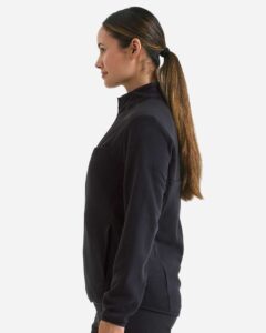 Onna NN802 Women’s Agility Panelled Fleece Full-Zip Jacket – Exact Black (on model side)