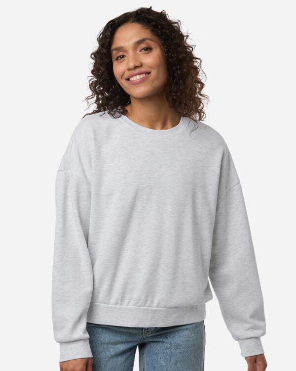 Independent Trading Co. Women’s California Wave Wash Sunday Crewneck Sweatshirt