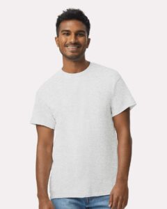 Gildan 2000 Unisex Ultra Cotton® T-Shirt – Ash (on model)