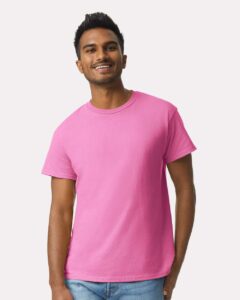 Gildan 2000 Unisex Ultra Cotton® T-Shirt – Azalea (on model)