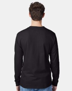 Hanes 5596 Unisex Authentic Long Sleeve Pocket T-Shirt – Black (on model back)
