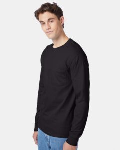 Hanes 5596 Unisex Authentic Long Sleeve Pocket T-Shirt – Black (on model side)