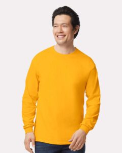 Gildan 2400 Unisex Ultra Cotton® Long Sleeve T-Shirt – Gold (on model)