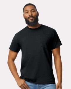Gildan 2300 Unisex Ultra Cotton® Pocket T-Shirt – Black (on model)