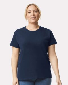Gildan 2000L Women’s Ultra Cotton® T-Shirt – Navy (on model)
