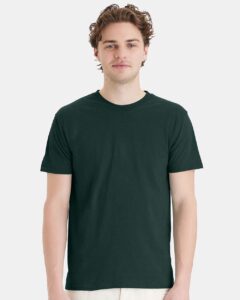 Hanes 4980 Unisex Perfect-T T-Shirt – Deep Forest (on model)