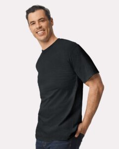 Gildan 2000T Men’s Tall Ultra Cotton® T-Shirt – Black (on model side)