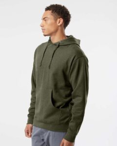 Independent Trading Co. SS4500 Unisex Midweight Hooded Sweatshirt – Army Heather (on model side)