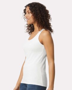 Gildan 64200L Women’s Softstyle® Tank Top – White (on model side)