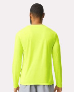 Gildan 42400 Unisex Performance® Long Sleeve T-Shirt – Safety Green (on model back)