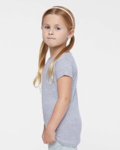 Rabbit Skins 3316 Toddler Girls Fine Jersey Tee – Heather (on model side)