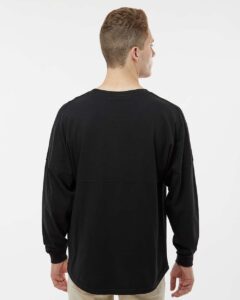 J. America 8229 Unisex Game Day Jersey Long Sleeve T-Shirt – Black (on model back)