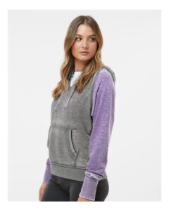 J. America 8926 Women’s Zen Fleece Raglan Hooded Sweatshirt – Cement/ Very Berry (on model side)