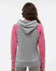 J. America 8926 Women’s Zen Fleece Raglan Hooded Sweatshirt – Cement/ Wildberry (on model back)