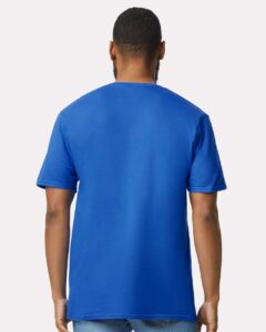 Gildan 64V00 Unisex Softstyle® V-Neck T-Shirt – Royal (on model back)