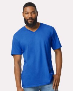 Gildan 64V00 Unisex Softstyle® V-Neck T-Shirt – Royal (on model)
