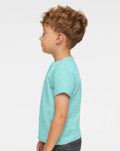 Rabbit Skins 3301T Toddler Cotton Jersey Tee – Chill (on model side)