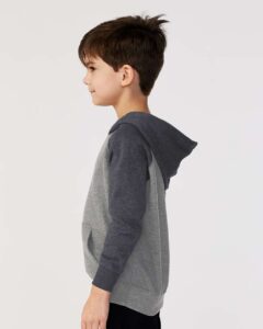 Independent Trading Co. PRM10TSB Toddler Special Blend Hooded Raglan Sweatshirt – Nickel/ Carbon (on model side)