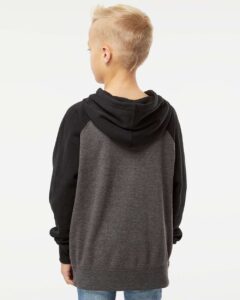 Independent Trading Co. PRM15YSB Youth Lightweight Special Blend Raglan Hooded Sweatshirt – Carbon/ Black (on model back)