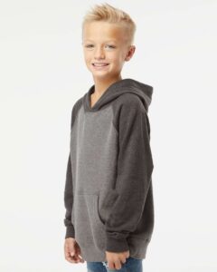 Independent Trading Co. PRM15YSB Youth Lightweight Special Blend Raglan Hooded Sweatshirt – Nickel/ Carbon (on model side)