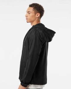 Independent Trading Co. EXP54LWZ Men’s Lightweight Windbreaker Full-Zip Jacket – Black (on model side)