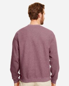 Gildan 18000 Unisex Heavy Blend™ Crewneck Sweatshirt – Heather Dark Maroon (on model back)