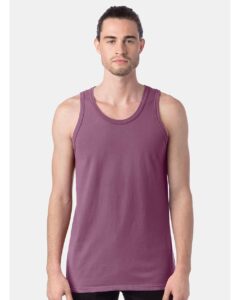 ComfortWash by Hanes GDH300 Unisex Garment-Dyed Unisex Tank Top – Purple Plum Raisin (on model)
