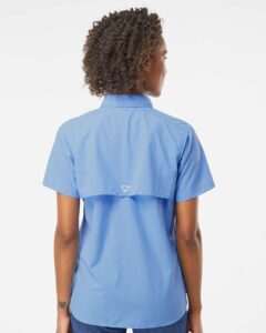 Columbia 139655 Women’s PFG Bahama™ Short Sleeve Shirt – White Cap Blue (on model back)