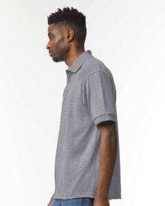 Gildan 8800 Unisex DryBlend® Polo – Graphite Heather (on model side)