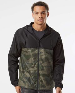 Independent Trading Co. EXP54LWZ Men’s Lightweight Windbreaker Full-Zip Jacket – Black/ Forest Camo (on model)