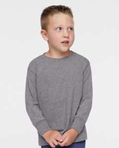 Rabbit Skins 3302 Toddler Fine Jersey Long Sleeve Tee – Granite Heather (on model)