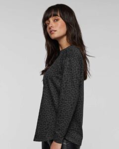 LAT 3508 Women’s Fine Jersey Long Sleeve Tee – Black Leopard (on model side)