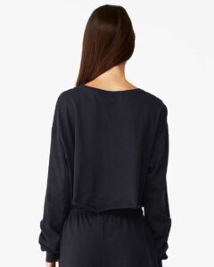 BELLA + CANVAS 6501 Women’s FWD Fashion Crop Long Sleeve Tee – Black (on model back)
