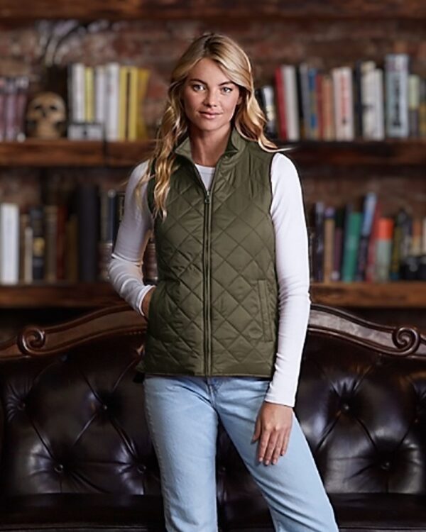 Weatherproof Women’s Vintage Diamond Quilted Vest