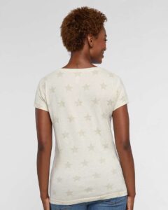 Code Five 3629 Women’s Star Print Scoop Neck Tee – Natural Heather Star (on model back)