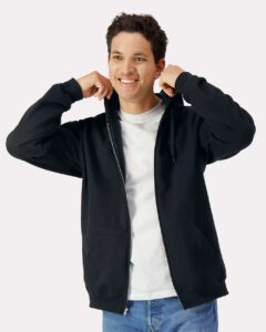 Gildan SF600 Unisex Softstyle® Midweight Full-Zip Hooded Sweatshirt – Black (on model)