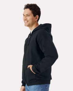 Gildan SF600 Unisex Softstyle® Midweight Full-Zip Hooded Sweatshirt – Black (on model side)