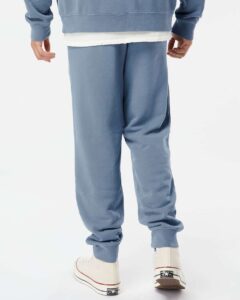 Independent Trading Co. PRM50PTPD Unisex Pigment-Dyed Fleece Sweatpants – Pigment Slate Blue (on model back)