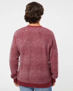 J. America 8712 Unisex Aspen Fleece Crewneck Sweatshirt – Burgundy Speck (on model back)