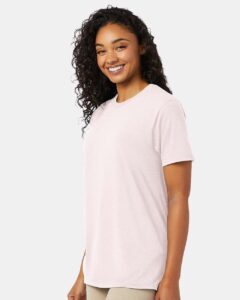Hanes 4980 Unisex Perfect-T T-Shirt – Body Blush Heather (on model side)